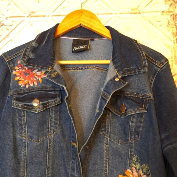 Nanette Lepore Embroidered Floral Denim Jacket Size M Cottage Costal Coquette - Picture 3 of 13